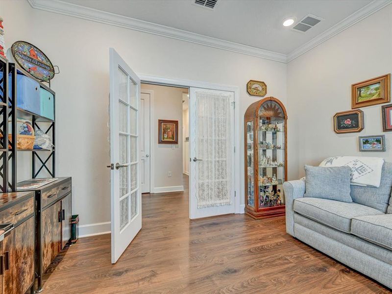 Furnished interior view inside a new home in , Wesley Chapel (Image 32).