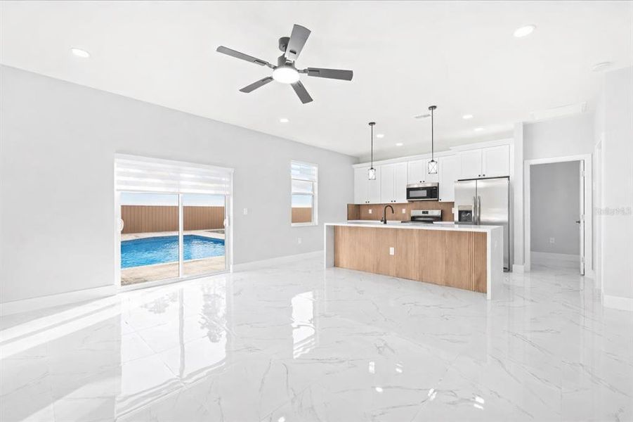 Image 18 of a home in .