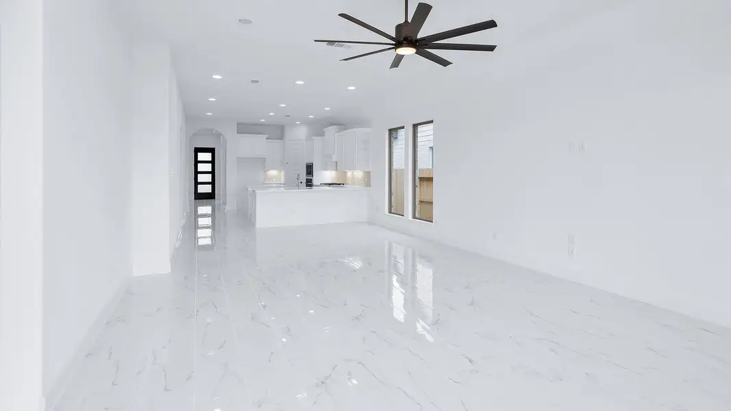 Image 88 of a home in Grand Central Park 50'. Image 88 of a home in Grand Central Park 50'.