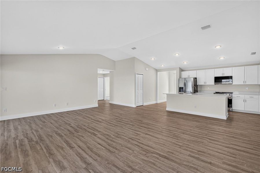 Spacious, unfurnished interior of a new home in Cape Coral, Cape Coral (Image 17). Spacious, unfurnished interior of a new home in Cape Coral, Cape Coral (Image 17).