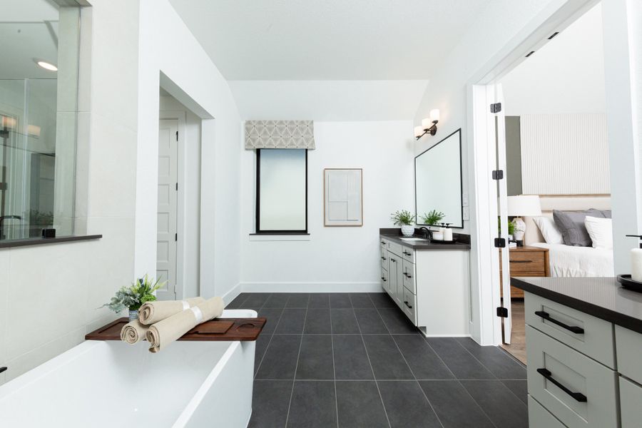 Representative furnished interior of a home built from the Huntsville by Beazer Homes in Bridgeland, Cypress (Image 15).