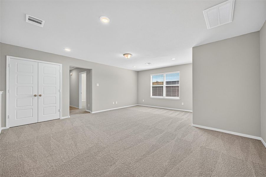 Spacious, unfurnished interior of a new home in Mill Creek Trails, Magnolia (Image 26). Spacious, unfurnished interior of a new home in Mill Creek Trails, Magnolia (Image 26).