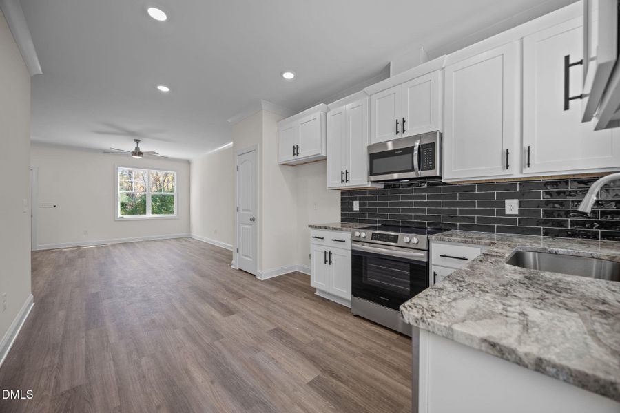 18-web-or-mls-IMG_6966 18-web-or-mls-IMG_6966