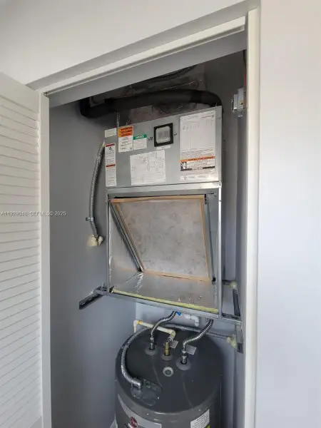 Close-up of interior finishes inside a home in , Fort Lauderdale (Image 6). Close-up of interior finishes inside a home in , Fort Lauderdale (Image 6).