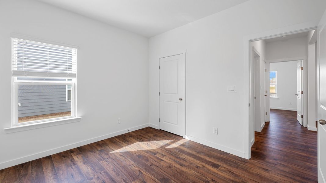 Spacious, unfurnished interior of a new home in Hillcrest Landing, McDonald (Image 14).