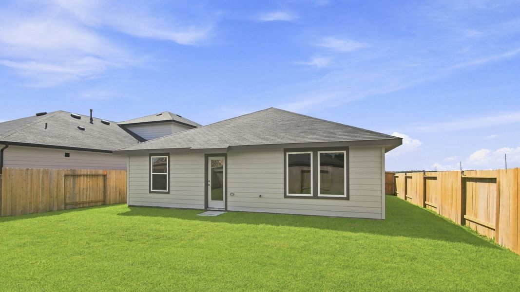 Exterior details and patio area of a home in Mill Creek, Magnolia (Image 19).