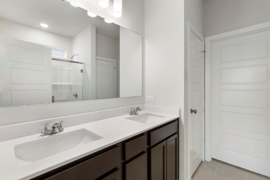 Furnished interior view inside a new home in , Huntsville (Image 12).