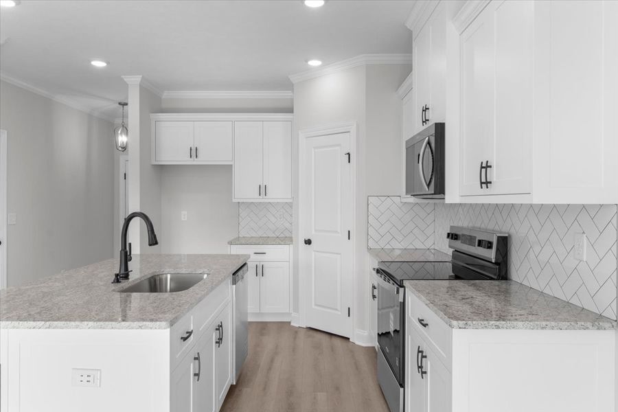 Furnished interior view inside a new home in Tillery Park, Grovetown (Image 7).