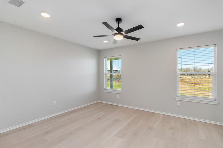 Spacious, unfurnished interior of a new home in , Coleman (Image 12).