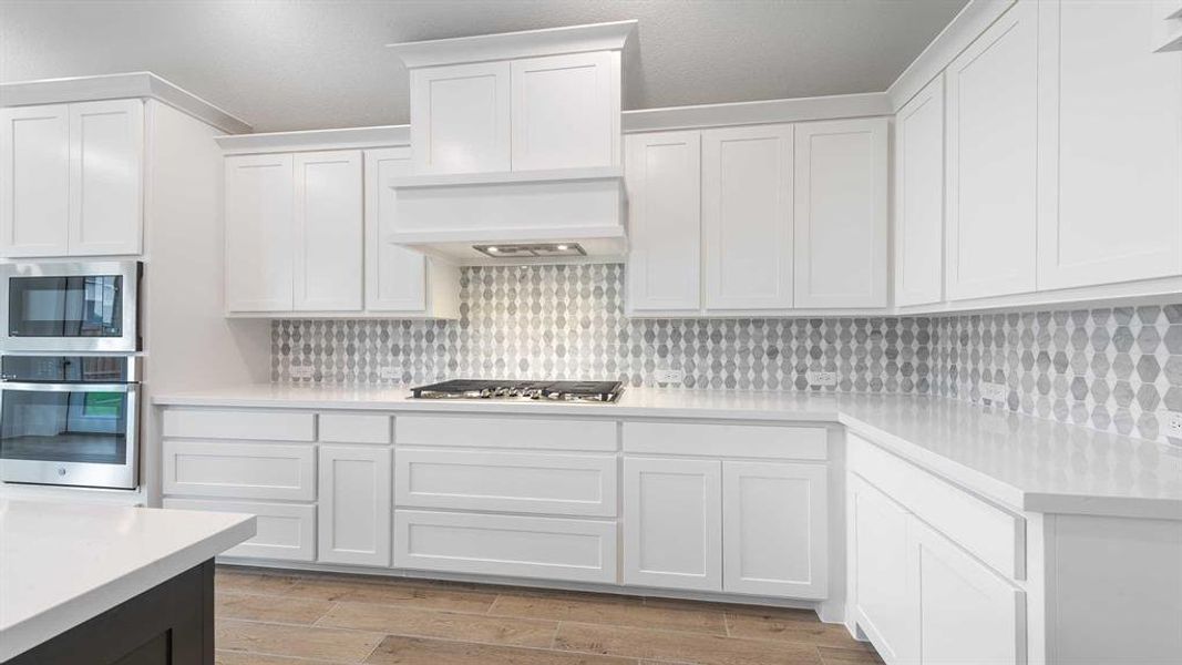 Furnished interior view inside a new home in Myrtle Creek 60', Waxahachie (Image 11).