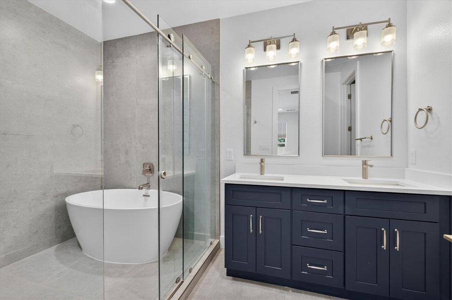 Furnished interior view inside a new home in , Dallas (Image 20). Furnished interior view inside a new home in , Dallas (Image 20).