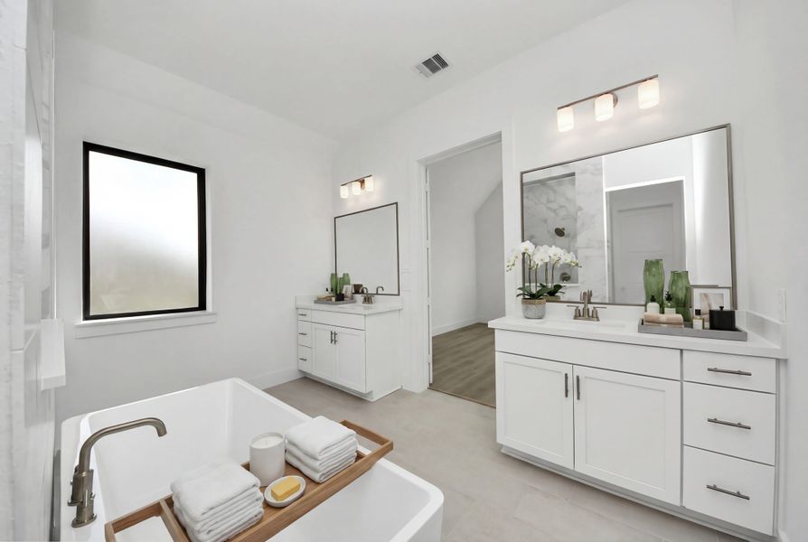 Representative furnished interior of a home built from the Fredericksburg by Beazer Homes in Legacy, League City (Image 8).