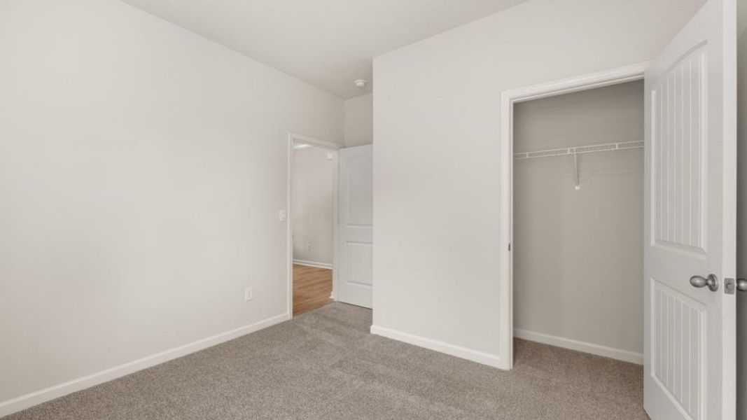 Spacious, unfurnished interior of a new home in Fairhaven, Lithia Springs (Image 13).