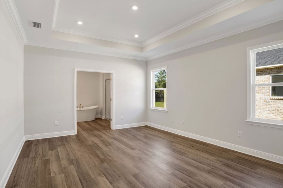Representative unfurnished interior of a home built from the Drexel by Maronda Homes in Bellview Pointe, Bellview (Image 11).