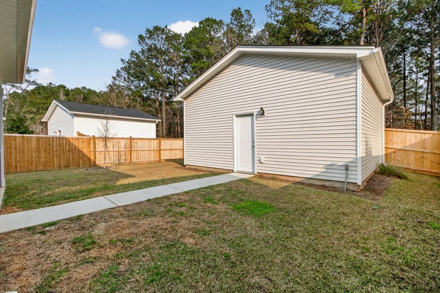 Exterior details and patio area of a home in , Summerville (Image 28).