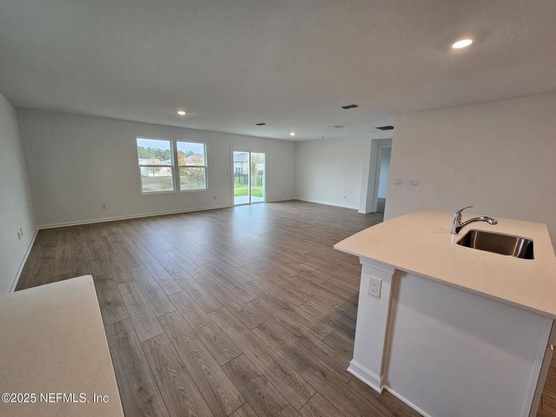 Spacious, unfurnished interior of a new home in Entrada, St. Augustine (Image 30).