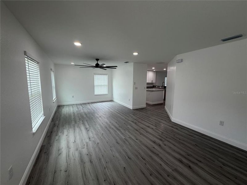Spacious, unfurnished interior of a new home in , Sanford (Image 33).