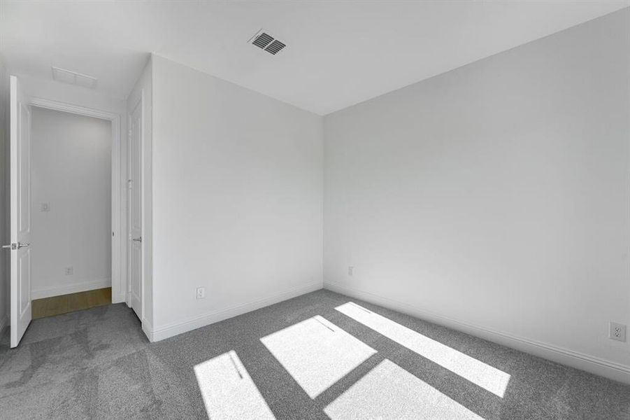 1416 Chestnut Gardens ~ Ready Now