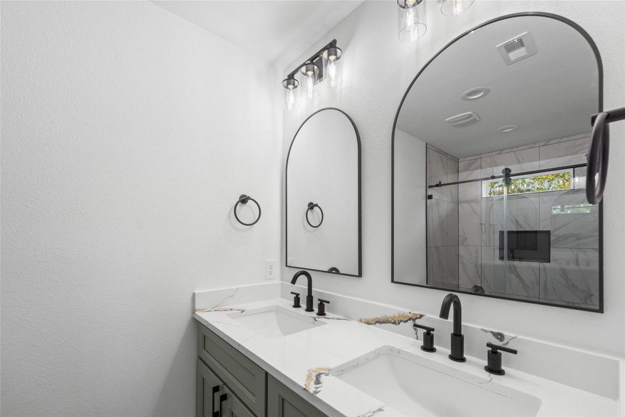 Furnished interior view inside a new home in , Brenham (Image 7).