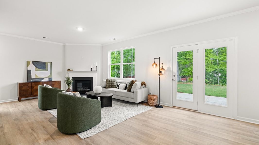 Representative furnished interior of a home built from the Penwell by D.R. Horton in Fairhaven, Lithia Springs (Image 11).