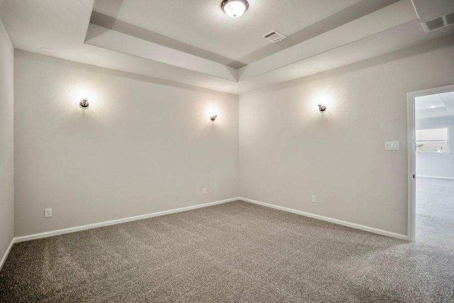 Spacious, unfurnished interior of a new home in Sienna 70′ Lots, Missouri City (Image 42).