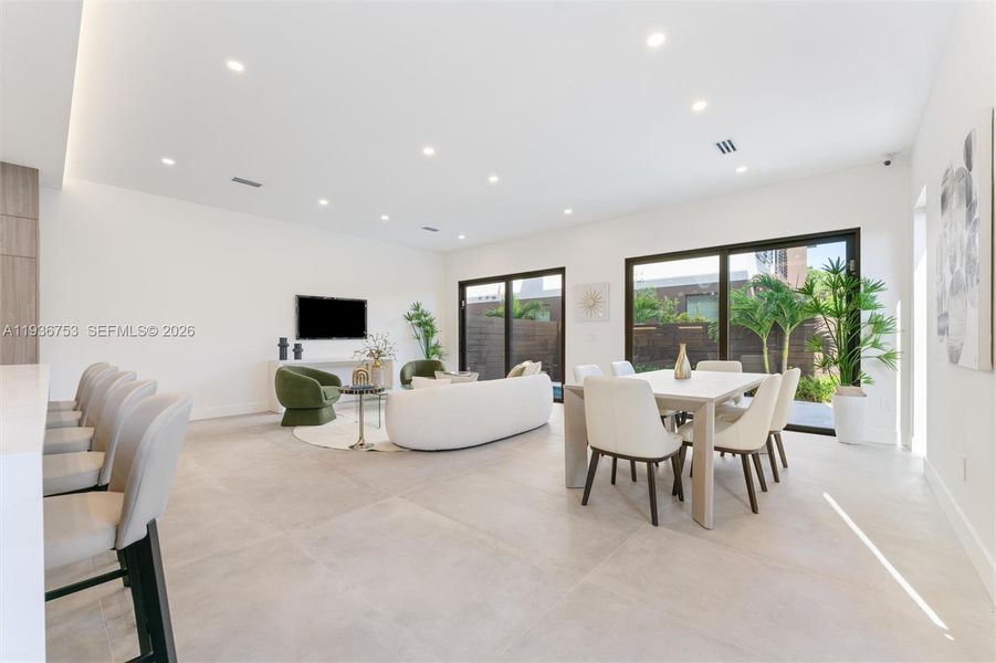 Furnished interior view inside a new home in , Fort Lauderdale (Image 14).