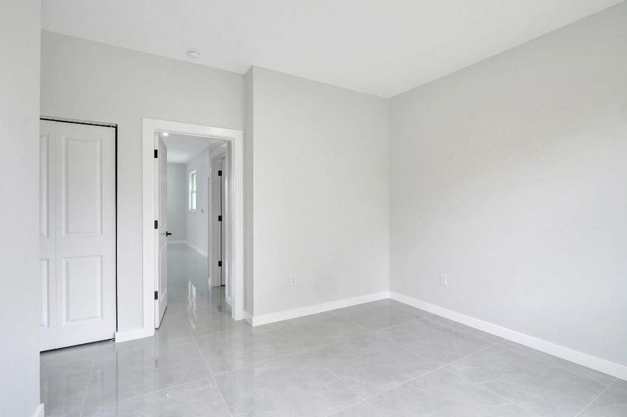 14-web-or-mls-P1793363