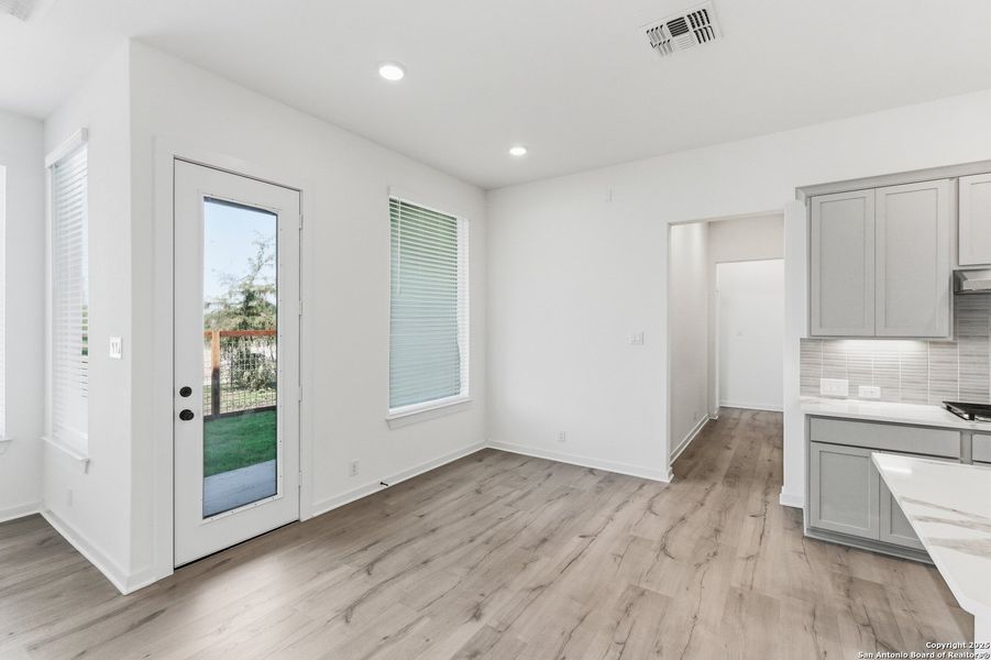 Spacious, unfurnished interior of a new home in The Crossvine – Garden Homes, Schertz (Image 34). Spacious, unfurnished interior of a new home in The Crossvine – Garden Homes, Schertz (Image 34).