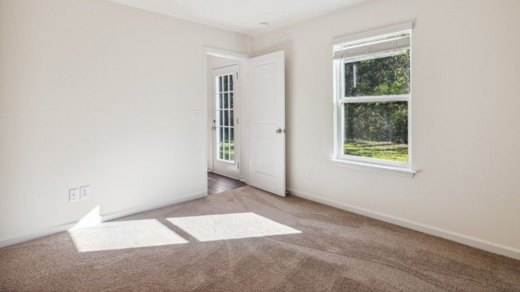 Representative unfurnished interior of a home built from the Holston by D.R. Horton in Clearwater Springs, Johnson City (Image 20). Representative unfurnished interior of a home built from the Holston by D.R. Horton in Clearwater Springs, Johnson City (Image 20).