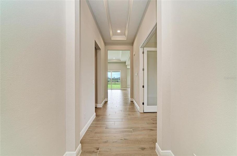 Spacious, unfurnished interior of a new home in North River Ranch, Parrish (Image 19).