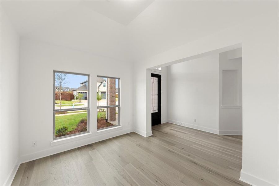 05. 1812 Possum - Dining (2) 05. 1812 Possum - Dining (2)