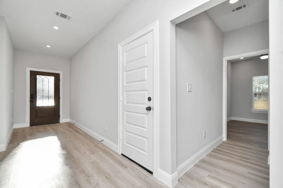 Spacious, unfurnished interior of a new home in , Cleveland (Image 28). Spacious, unfurnished interior of a new home in , Cleveland (Image 28).