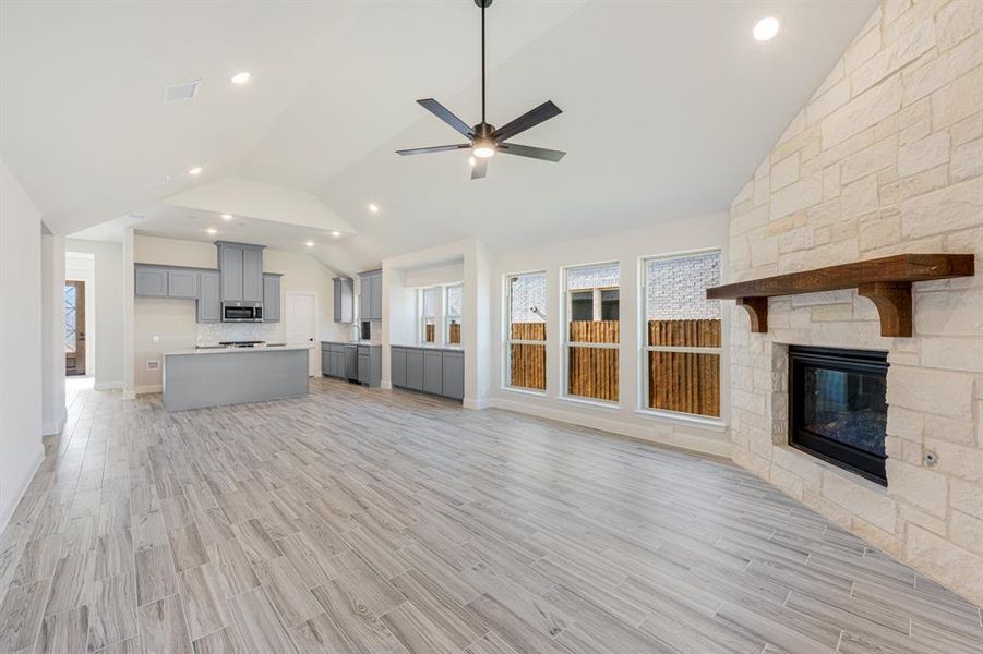 Spacious, unfurnished interior of a new home in Addison Hills Classic 60s, Cedar Hill (Image 29).
