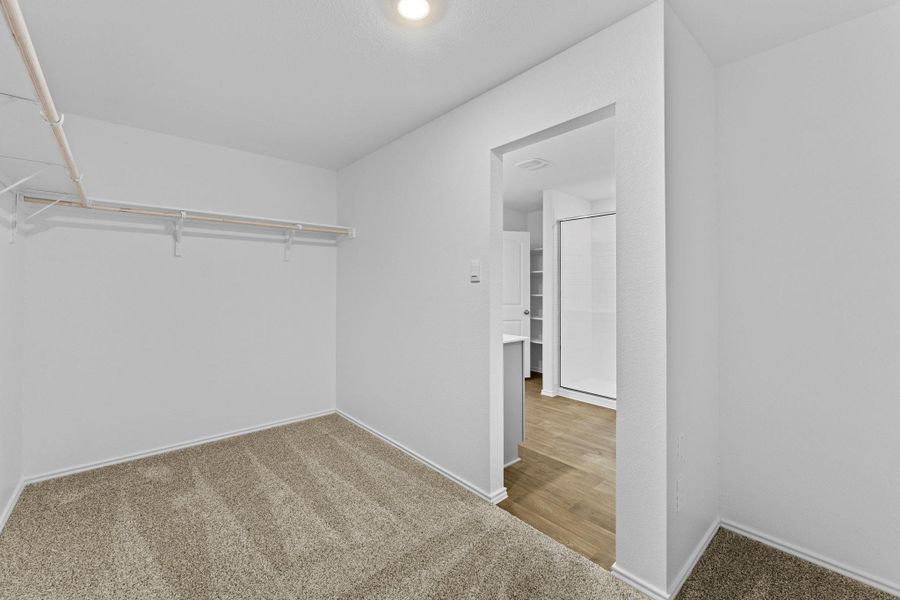 Spacious, unfurnished interior of a new home in Watermill, Uhland (Image 30). Spacious, unfurnished interior of a new home in Watermill, Uhland (Image 30).