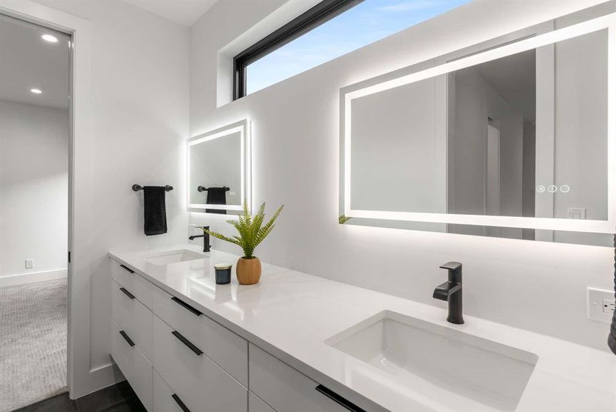 Furnished interior view inside a new home in , Dallas (Image 38).