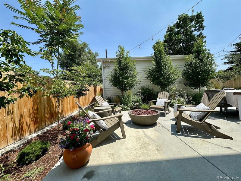 Exterior details and patio area of a home in , Wheat Ridge (Image 23). Exterior details and patio area of a home in , Wheat Ridge (Image 23).