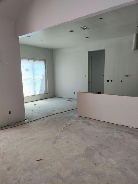 Spacious kitchen with ajoining dining room. Spacious kitchen with ajoining dining room.