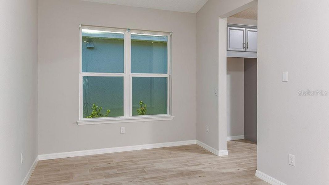 Spacious, unfurnished interior of a new home in Palms at Coasterra, Palmetto (Image 11).