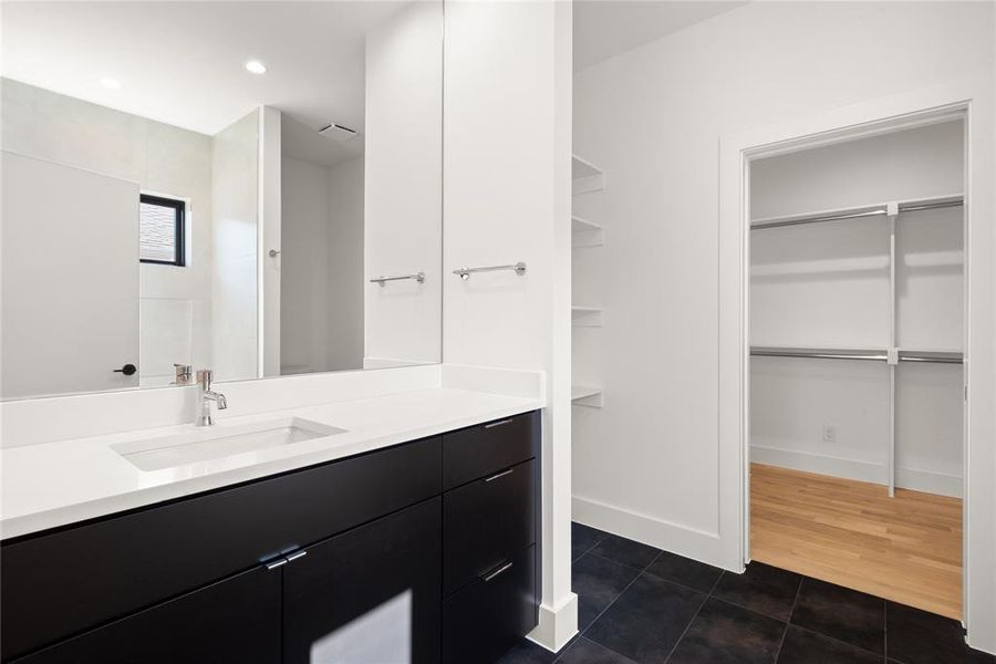 Furnished interior view inside a new home in , Dallas (Image 13). Furnished interior view inside a new home in , Dallas (Image 13).