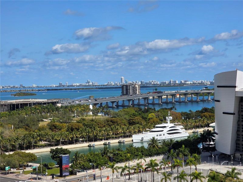 Image 16 of a home in . Image 16 of a home in .