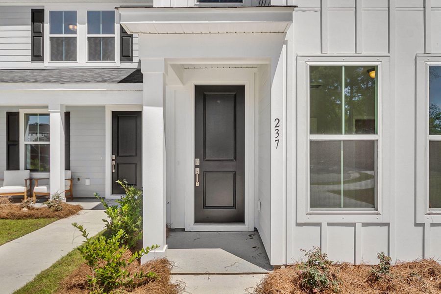 Exterior details and patio area of a home in Abbey Walk, Moncks Corner (Image 3).