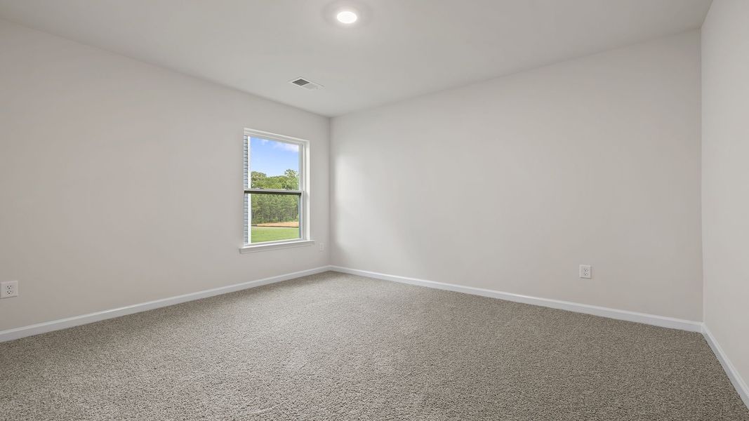 Spacious, unfurnished interior of a new home in Cedar Gap, Fountain Inn (Image 16).