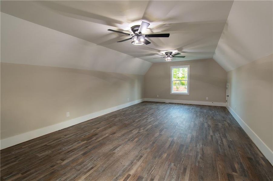 Spacious, unfurnished interior of a new home in , Fairmount (Image 12).