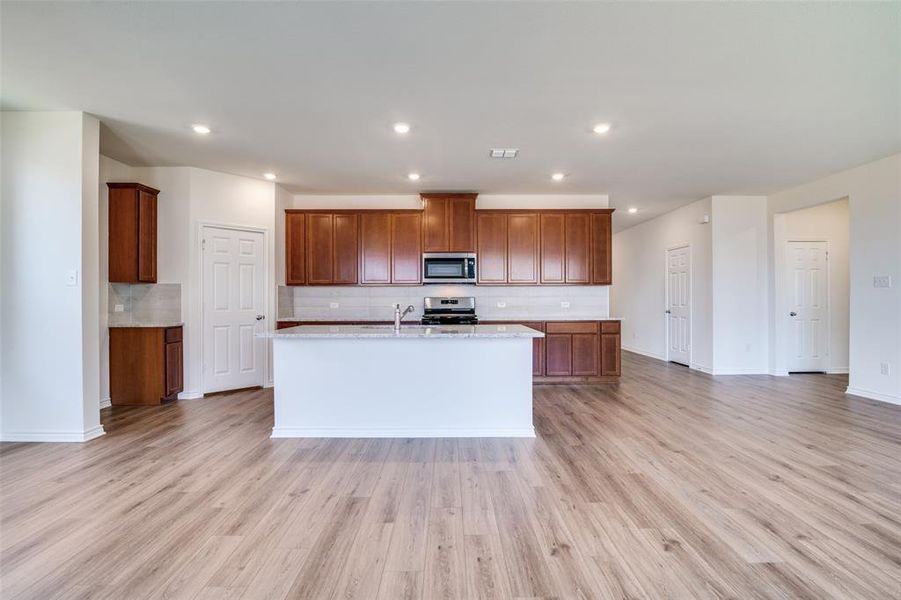 Furnished interior view inside a new home in , Crandall (Image 9). Furnished interior view inside a new home in , Crandall (Image 9).