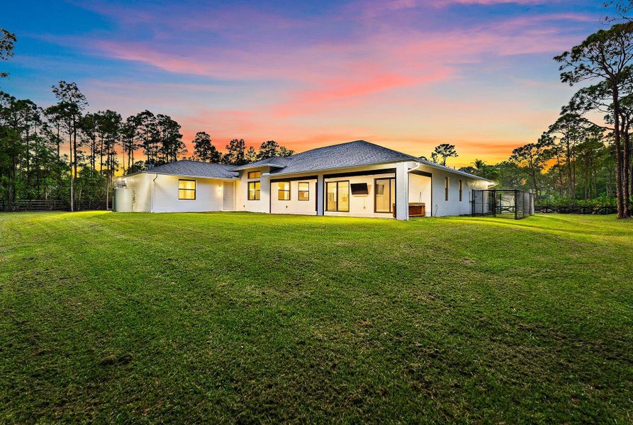 Room to create the backyard of your dreams