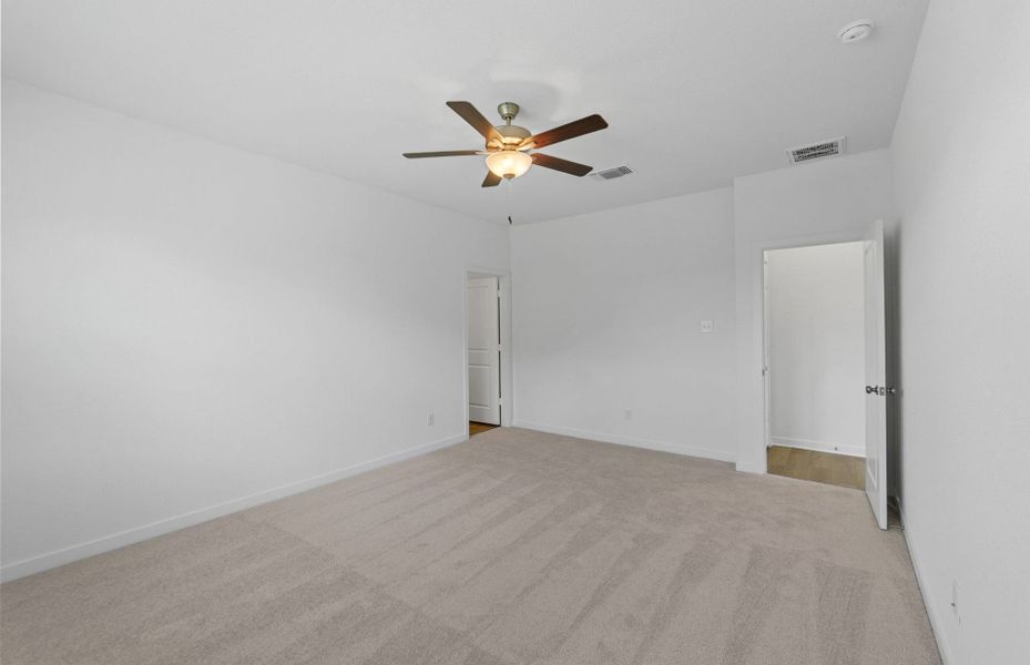 Spacious, unfurnished interior of a new home in Skyview, Belton (Image 19). Spacious, unfurnished interior of a new home in Skyview, Belton (Image 19).