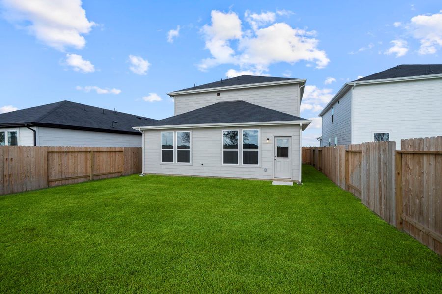 Front exterior of a new home in Stokesbury, Waller, TX, highlighting curb appeal (Image 1). Front exterior of a new home in Stokesbury, Waller, TX, highlighting curb appeal (Image 1).