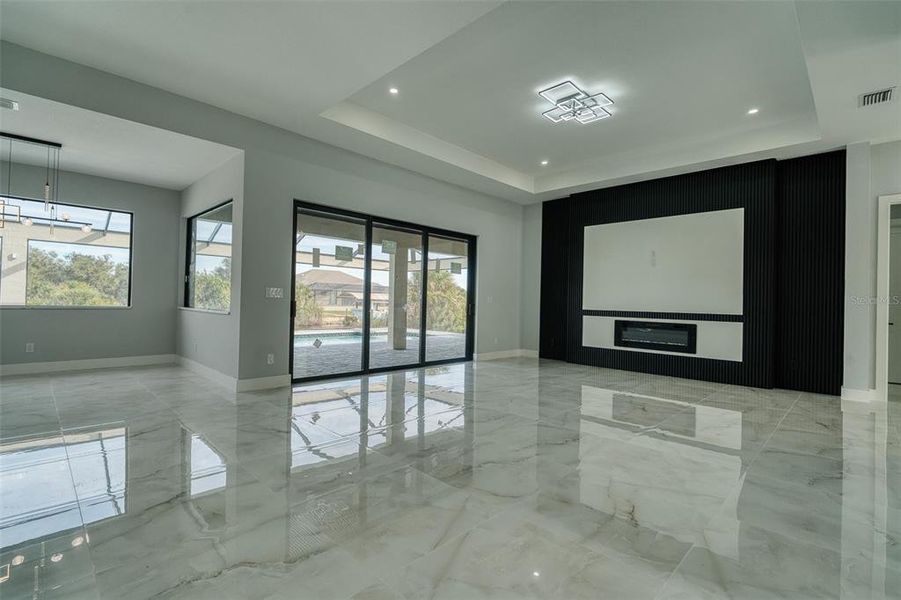 Spacious, unfurnished interior of a new home in , Port Charlotte (Image 48).