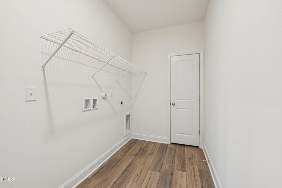 22-web-or-mls-Winding Crk Dr-S0502-022