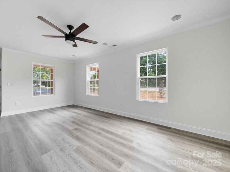 Spacious, unfurnished interior of a new home in , Rock Hill (Image 23).